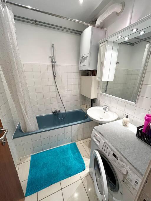 Apartamento Stylish Two Bedroom Flat Bruxelas