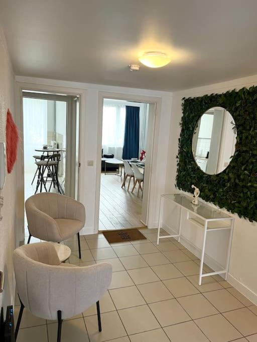 Stylish Two Bedroom Flat Apartamento Bruxelas